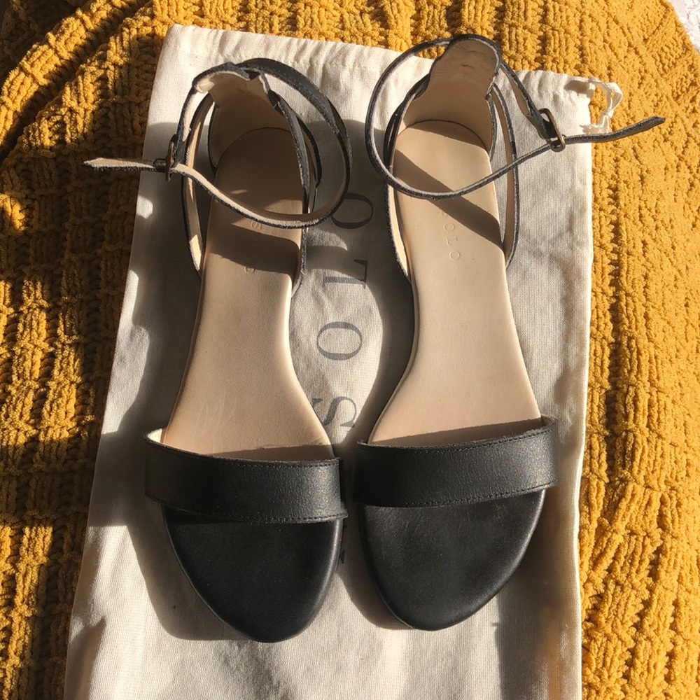 Nisolo Serena Sandal in Black sz 38